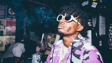 Playboi Carti Breaks The Internet With New Makeup